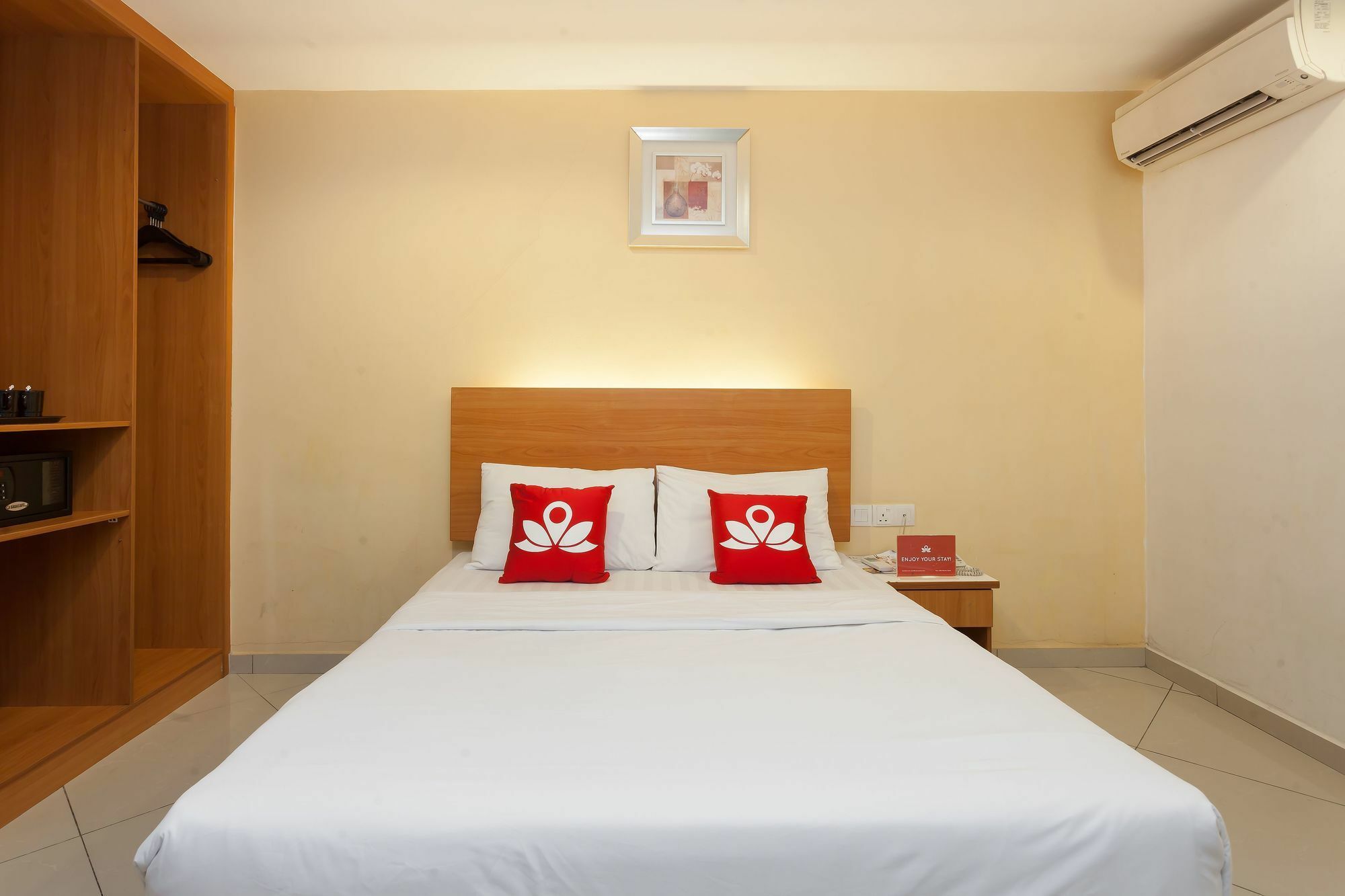 Zen Rooms My Hotel @ Sentral Kuala Lumpur Exterior foto
