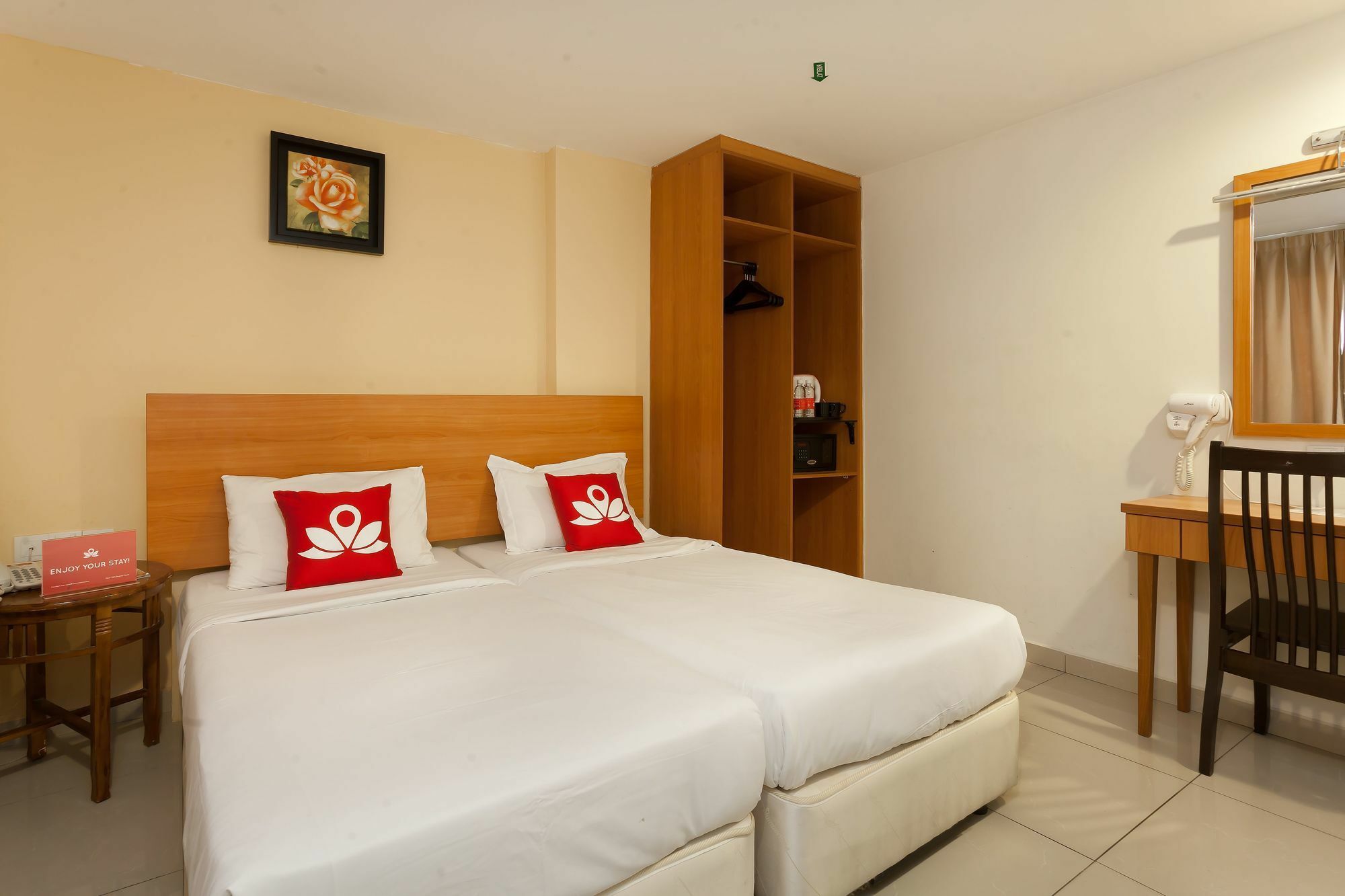 Zen Rooms My Hotel @ Sentral Kuala Lumpur Exterior foto