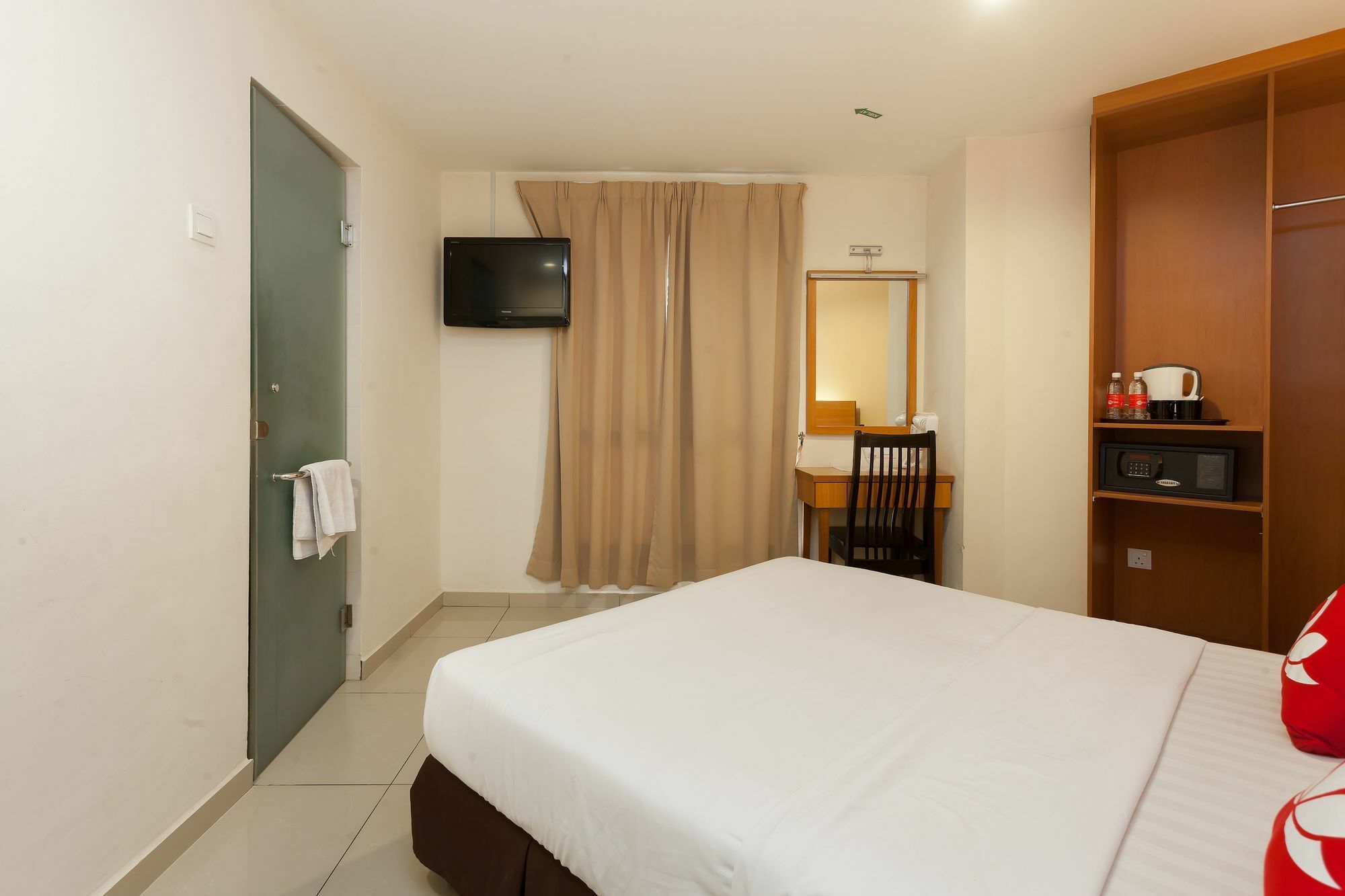 Zen Rooms My Hotel @ Sentral Kuala Lumpur Exterior foto