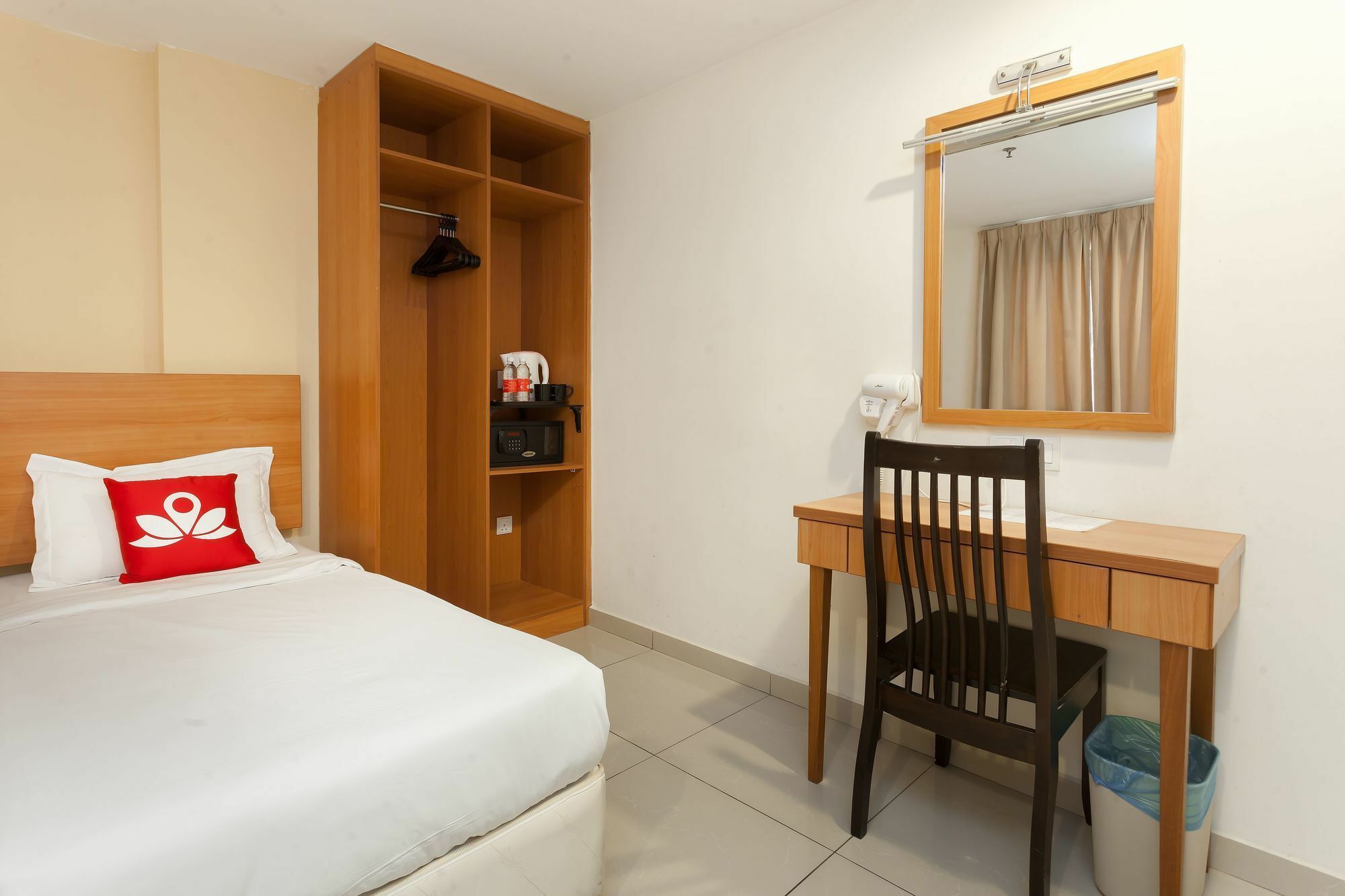 Zen Rooms My Hotel @ Sentral Kuala Lumpur Exterior foto